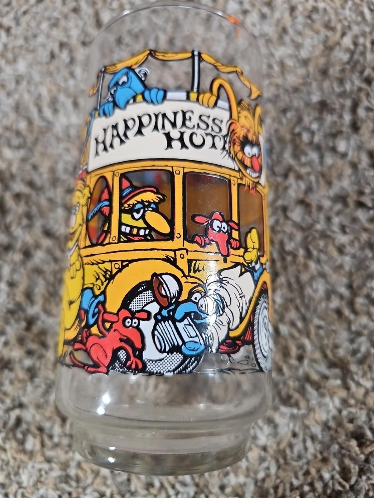 McDonalds 1981 The Great Muppet Caper Happiness Hotel Drinking Glass Vintage