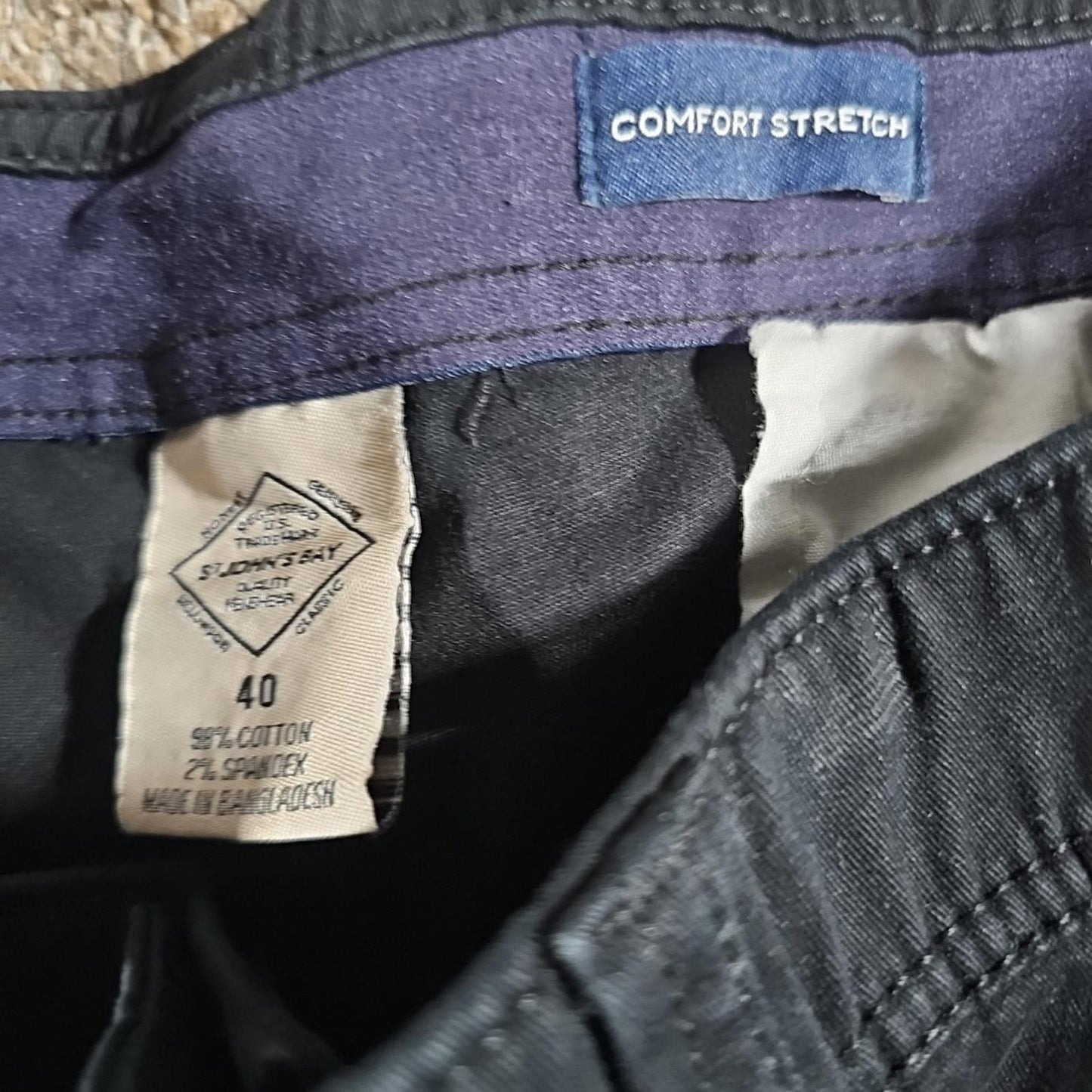 St Johns Bay Sz 40 Black Cargo Shorts