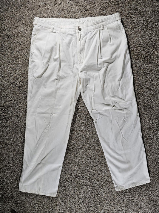 Dockers Levi’s Classic Fit Pants 42x30 Various Small Stains