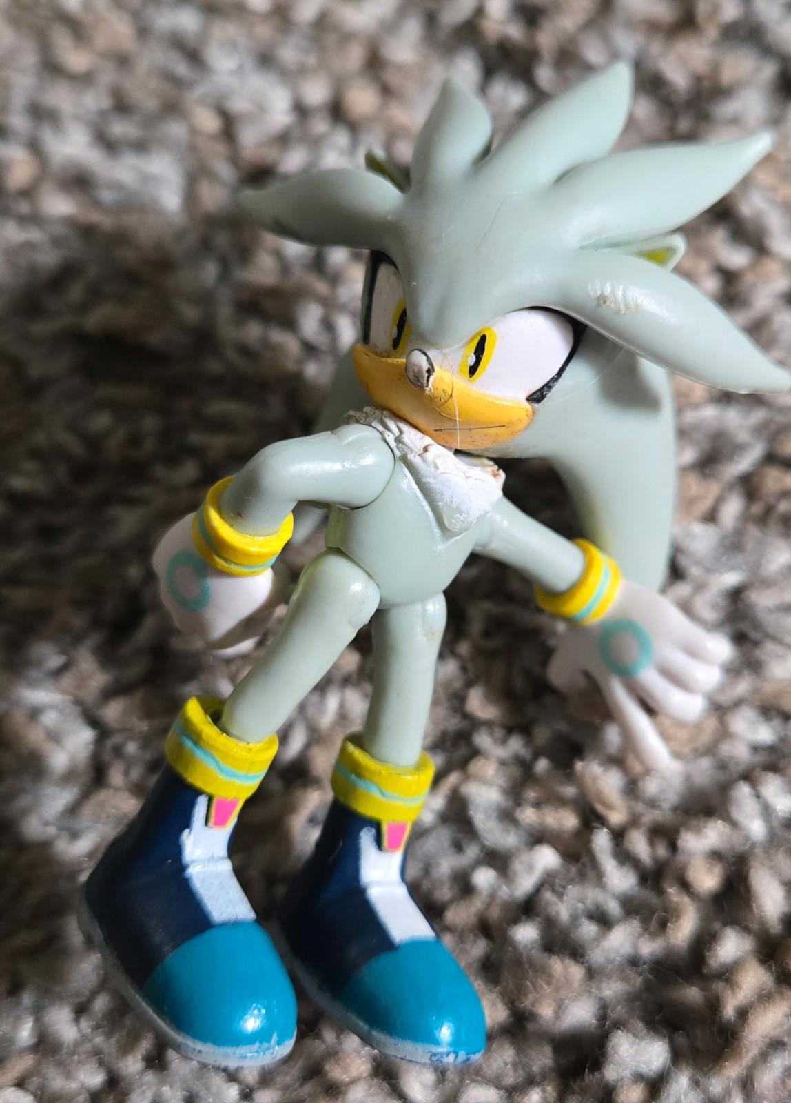 Jakks Pacific Silver the Hedgehog Sonic SEGA figure