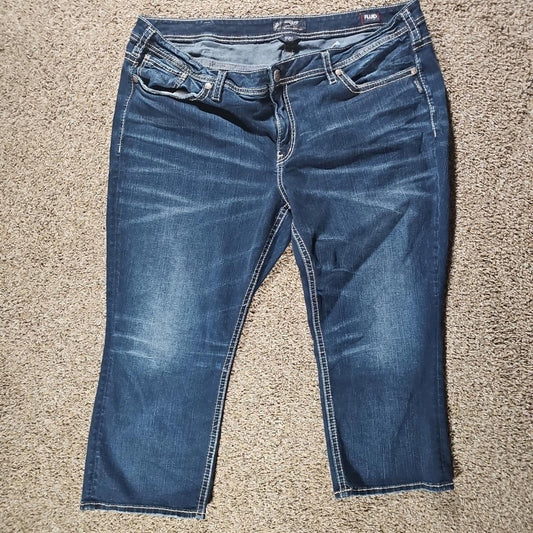 Silver Jeans Suki Fluid Denim Mid Capri Jeans 24/22½