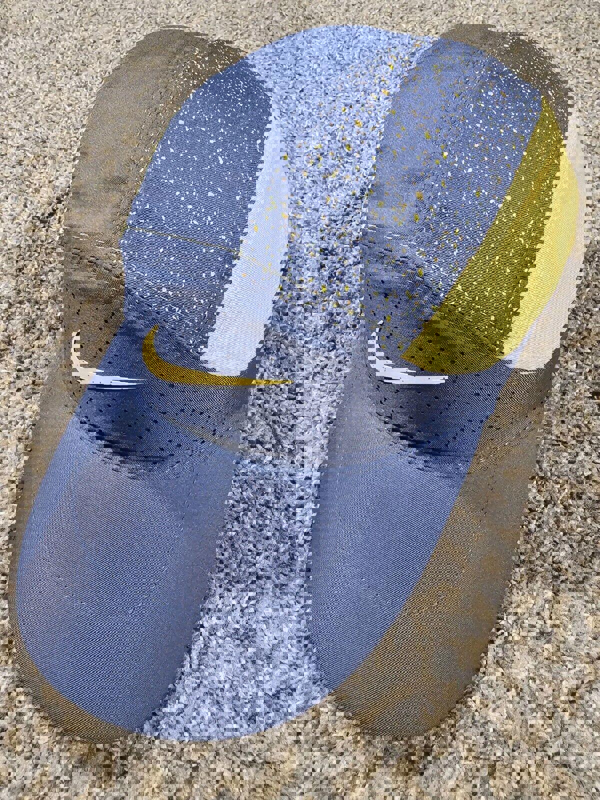 NIKE Tailwind dri-fit 5 panel hat blue yellow speckled Strap