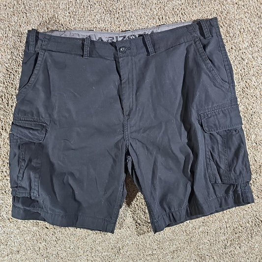 Arizona Jeans Sz 48 Black Cargo Shorts