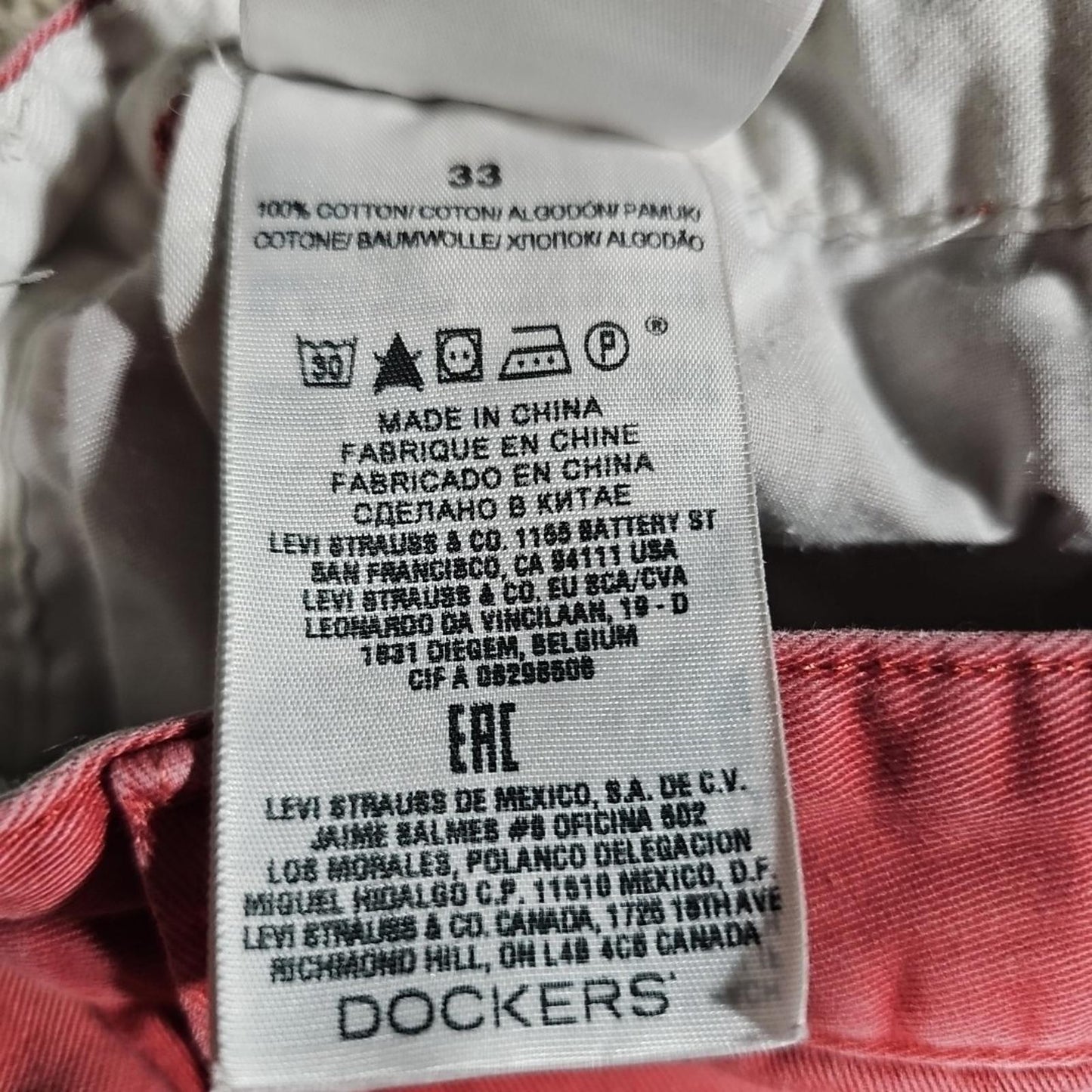 Dockers Shorts Men 33 Flat Front Pink Salmon Levi's