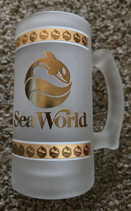 1986 Frosted Sea World Mug Penguins And Gold Logo's