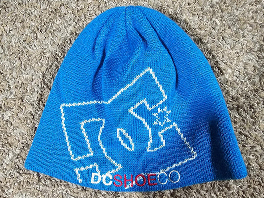 DC Shoe co blue beanie winter hat