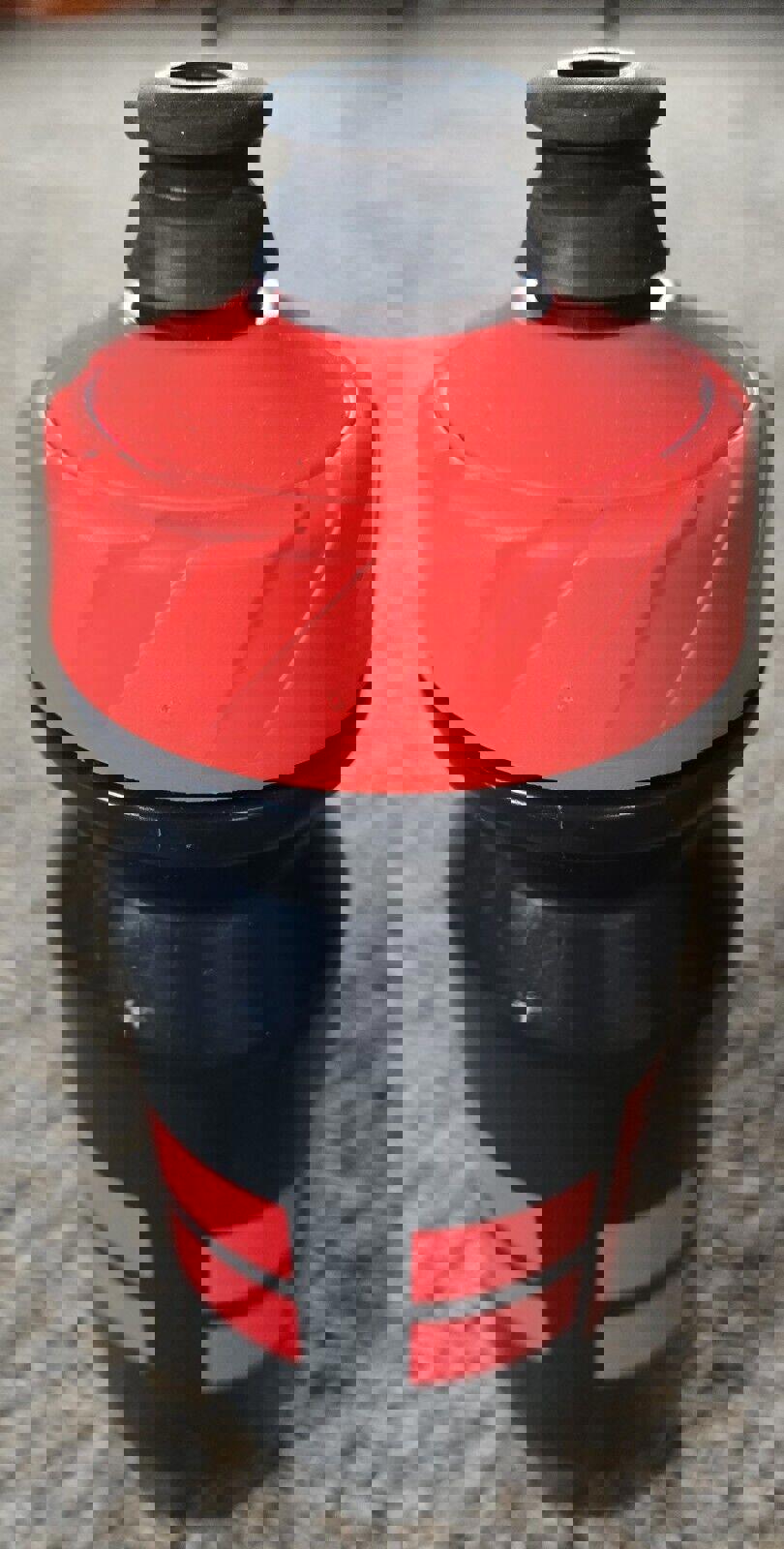 Trek 100 Back And Red 21oz Waterbottle