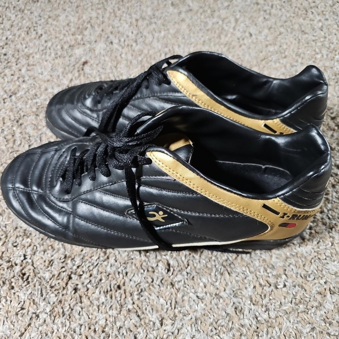 I-RUN Leather Indoor Soccer Trail Running Shoes Sz 45