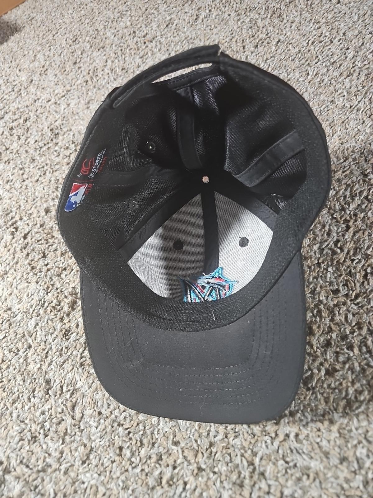 Team MLB Florida Marlins Youth Strapback Baseball Hat Black