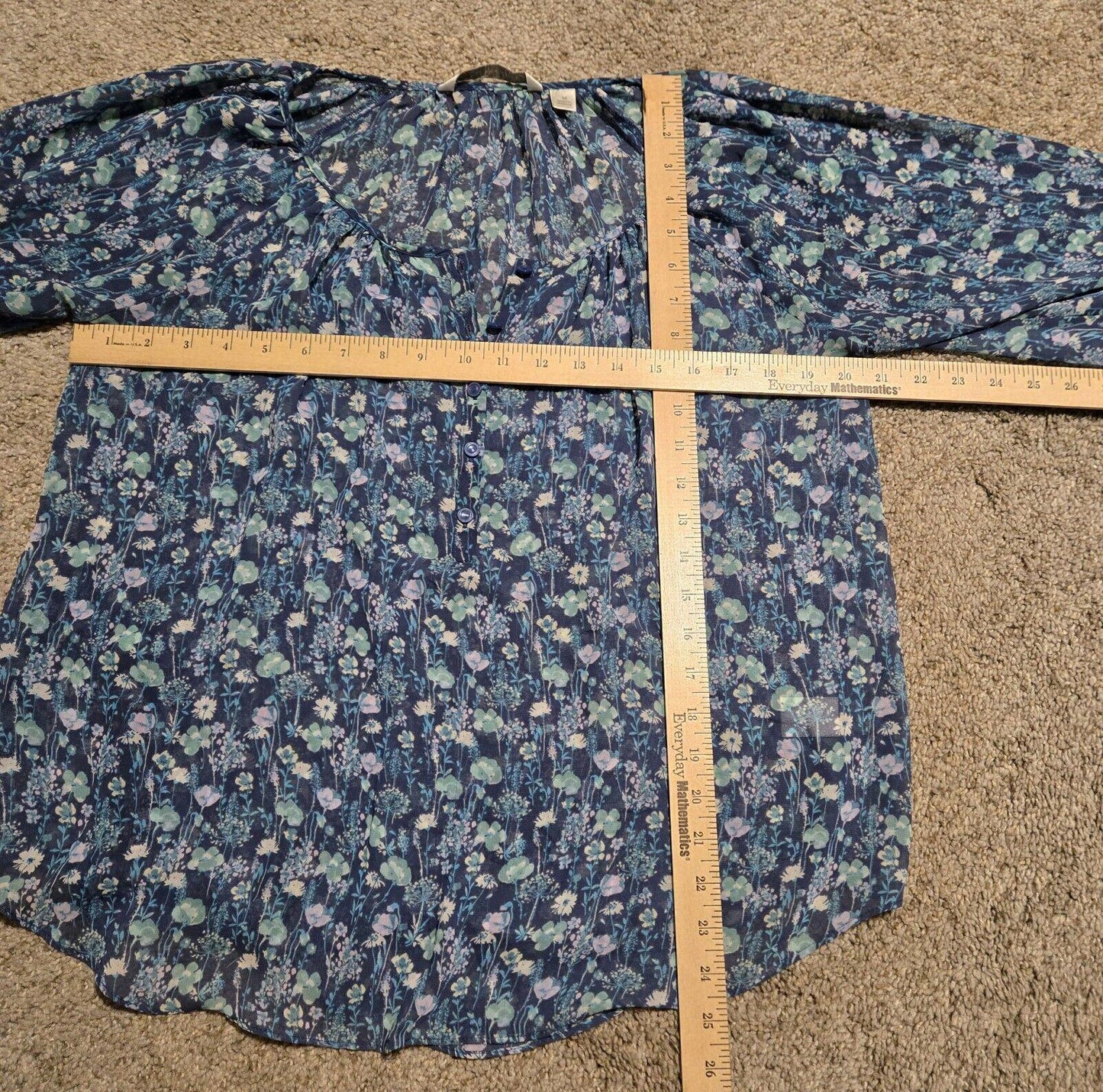 Lauren Conrad Blouse Blue Floral 3/4 Sleeves Round Neck M