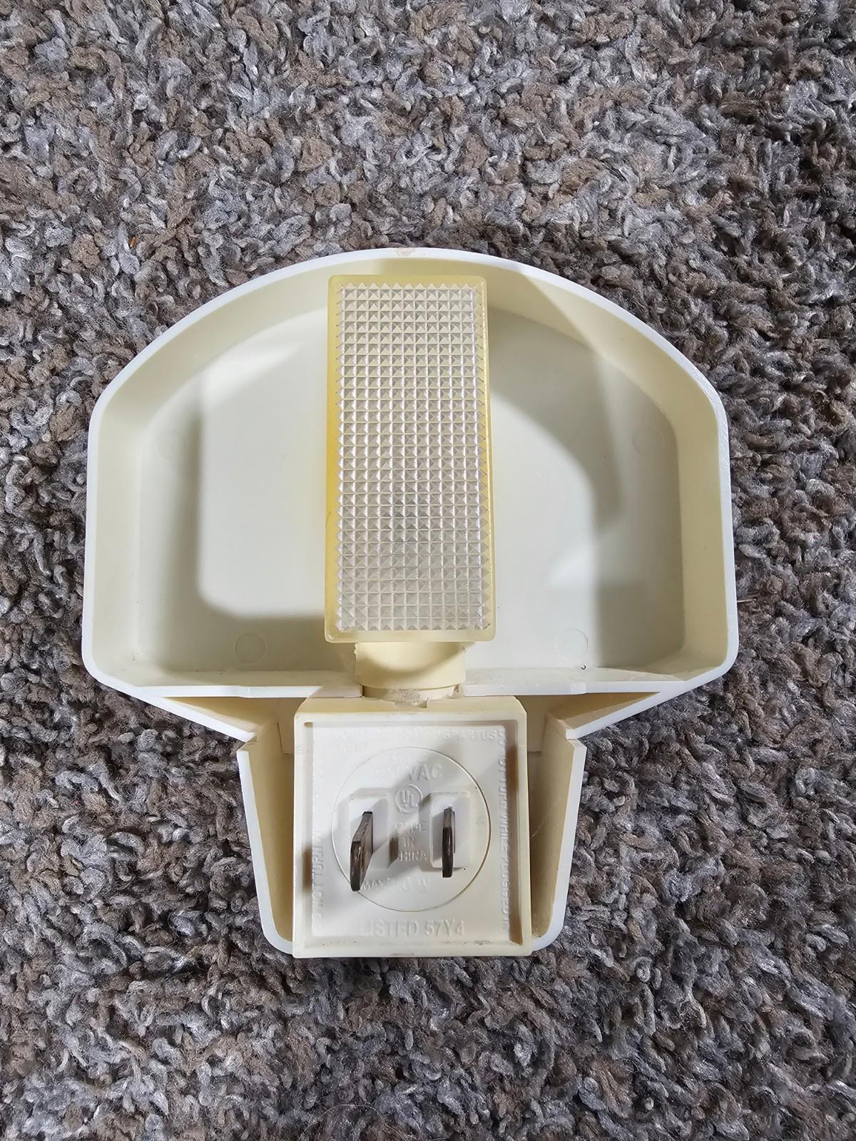 Milwaukee Bucks vintage bedroom nightlight