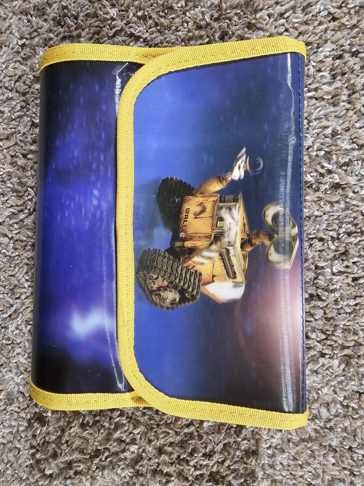 Disney Pixar Wall-e marker case & Markers RARE