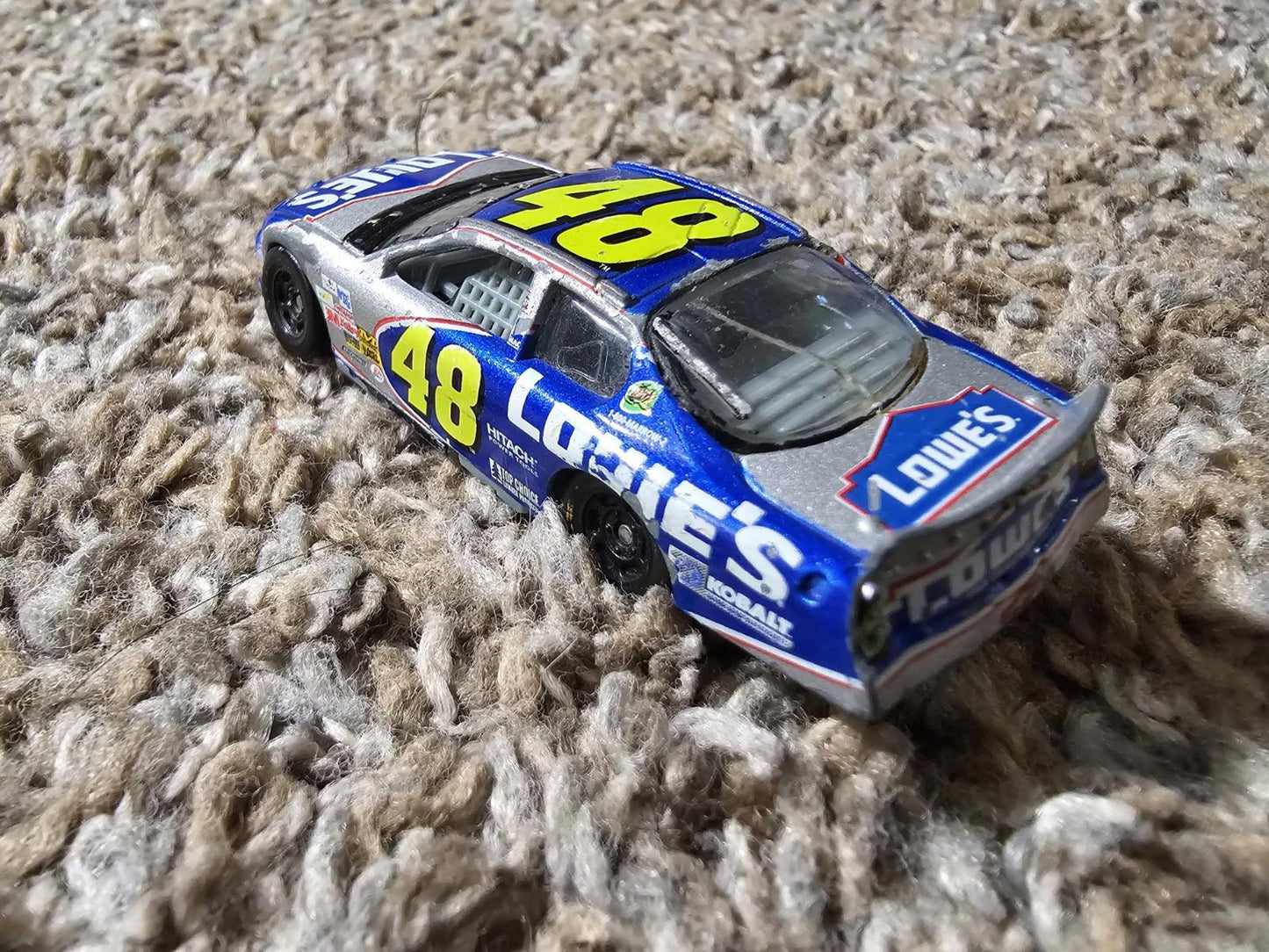 NASCAR 2003 Winner's Circle Jimmie Johnson #48 Lowes 1/64 Diecast