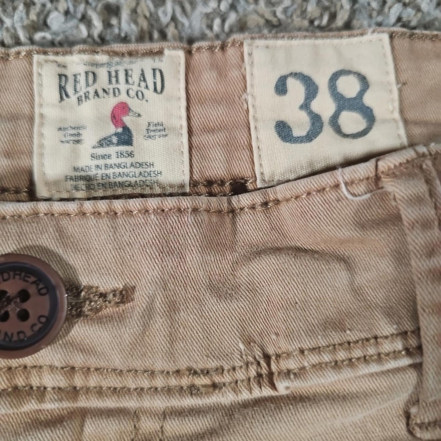 Red Head Sz 38 Shorts