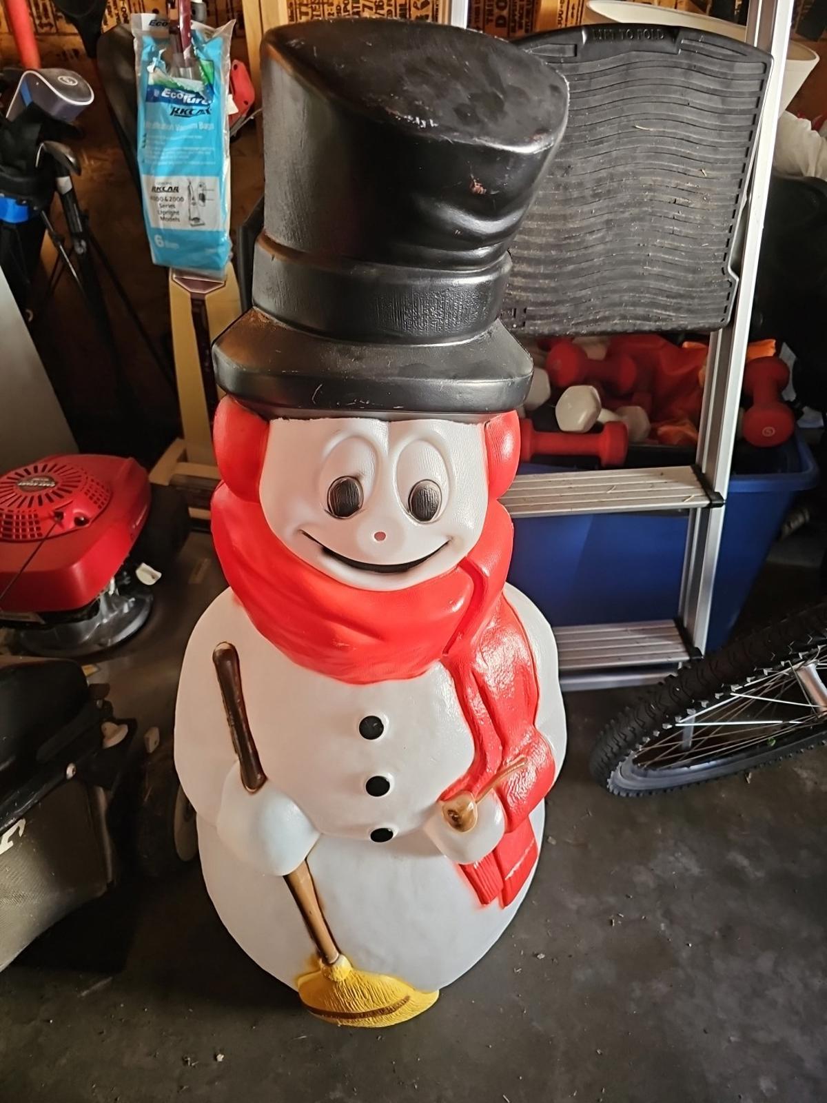 Frosty the Snowman Blow Mold General Foam Plastics Vintage 42" MISSING NOSE