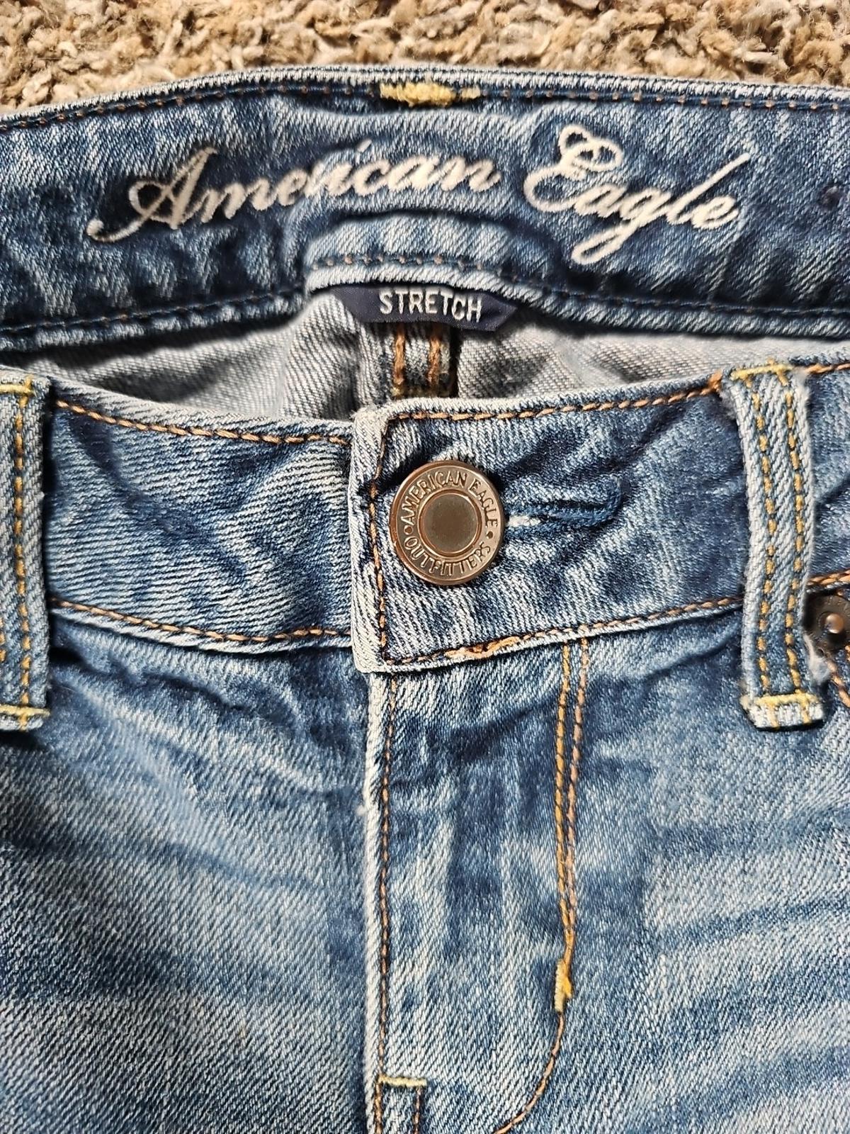 American Eagle 6 Stretch Skinny Destroyed Jeans
