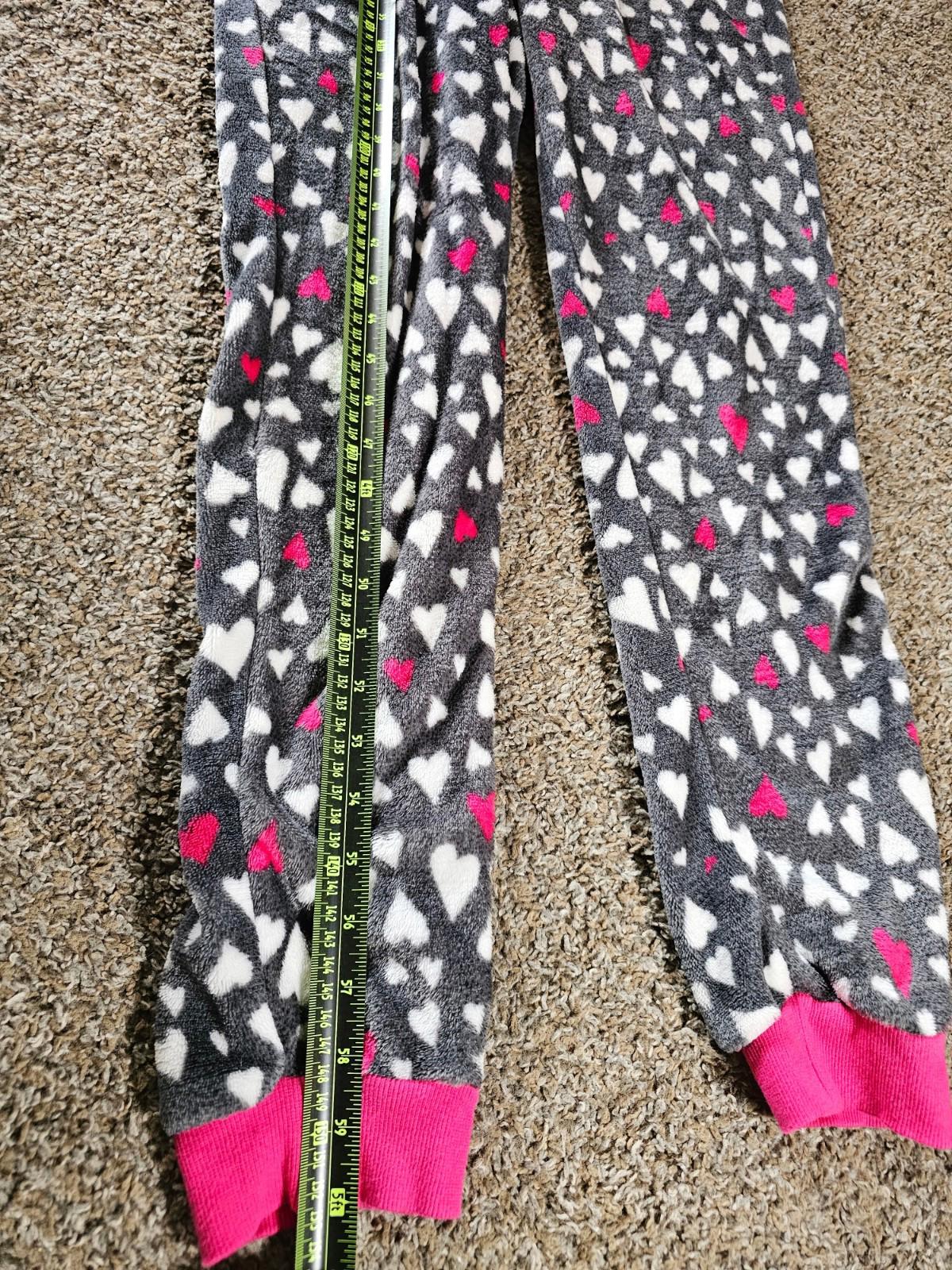 secret treasures hooded hearts allover 1 Piece pajamas M