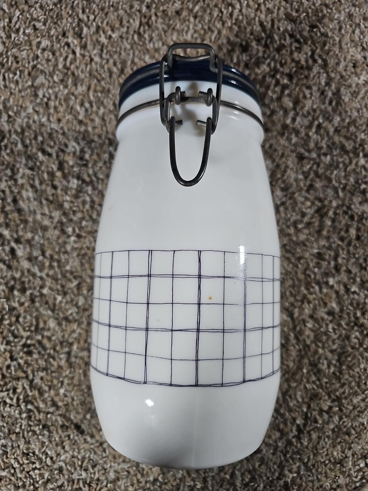 Vtg Wheaton Glassware Flour Canister W/ Wire Clasp Closure