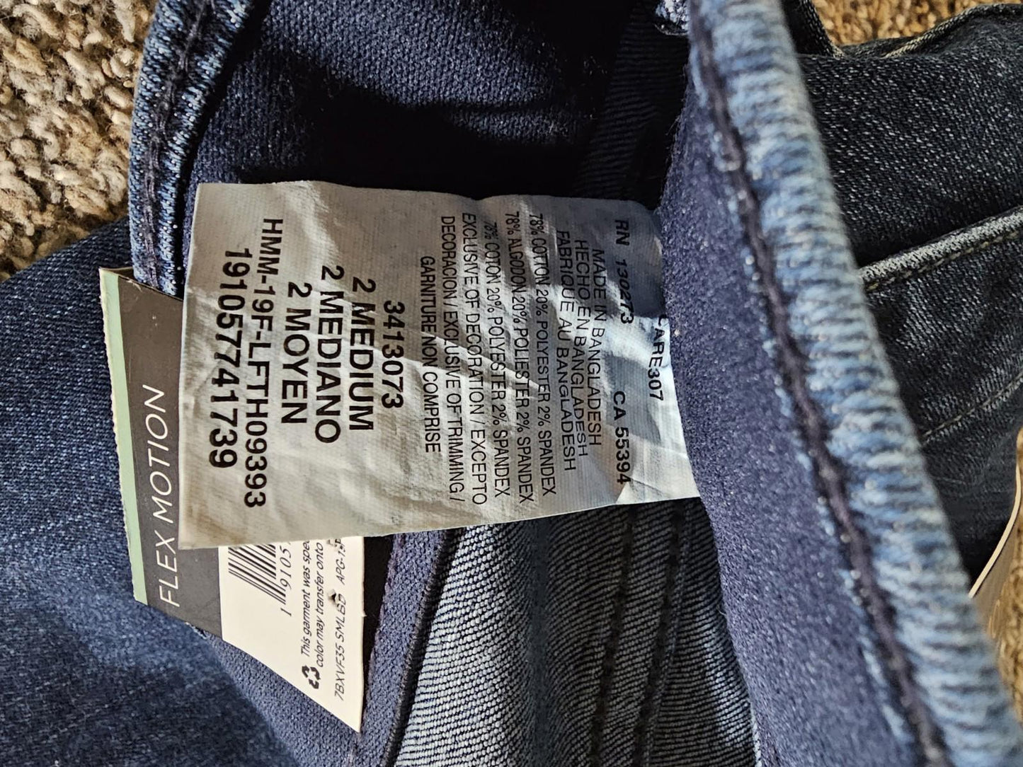 lee flex motion pants Regular Fit straight leg 2 Medium NWT Jeans