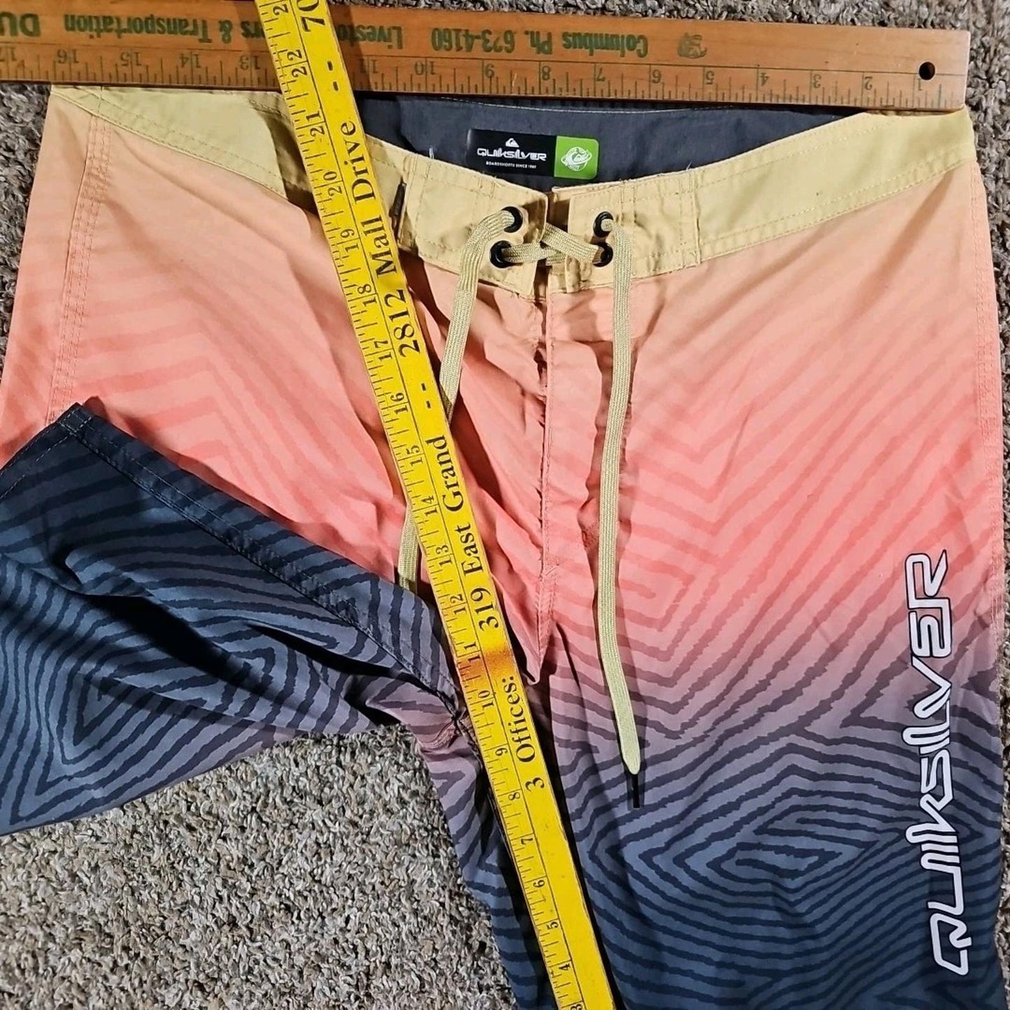 Quiksilver Sz 32 Board Shorts