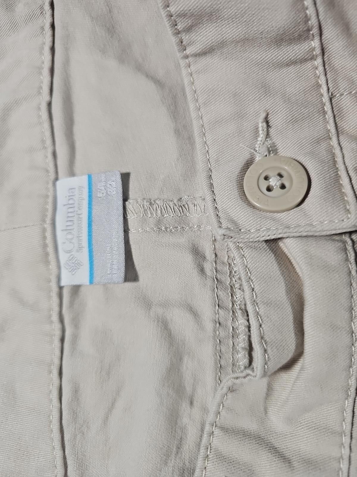 Columbia Regular Fit 54x32 Straight Leg Khaki Pants