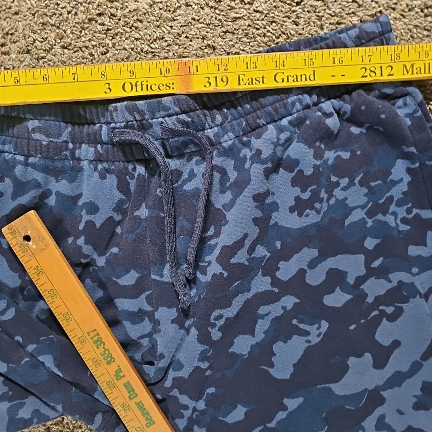 Under Armour XXL blue Camo Sweat Pants