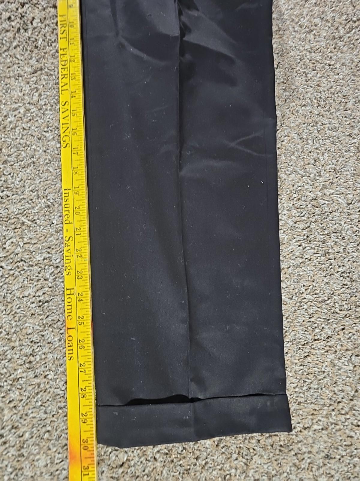 Axist 33x30 Black Pleated Dress Pants NWT