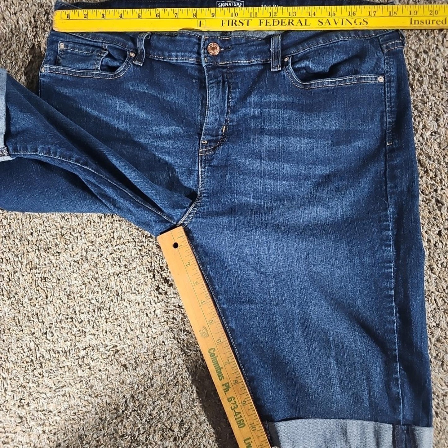 Signature Levi Strauss Gold Midrise Skinny Shorts 20 W35
