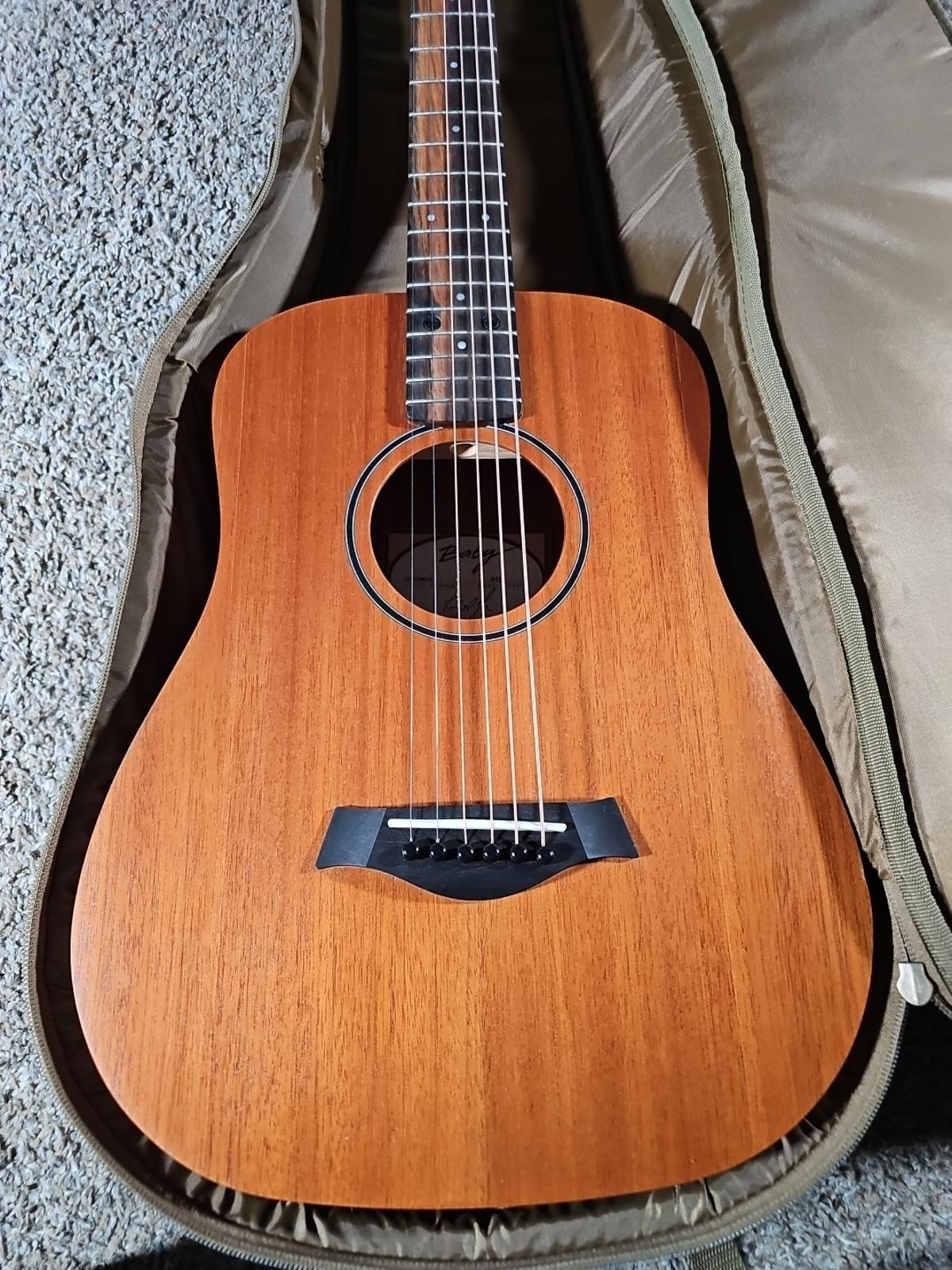 Baby TAYLOR Mahogany BT-2 Left Handed Acoustic Guitar w/ Gigbag NOT JUST 4 KIDS!