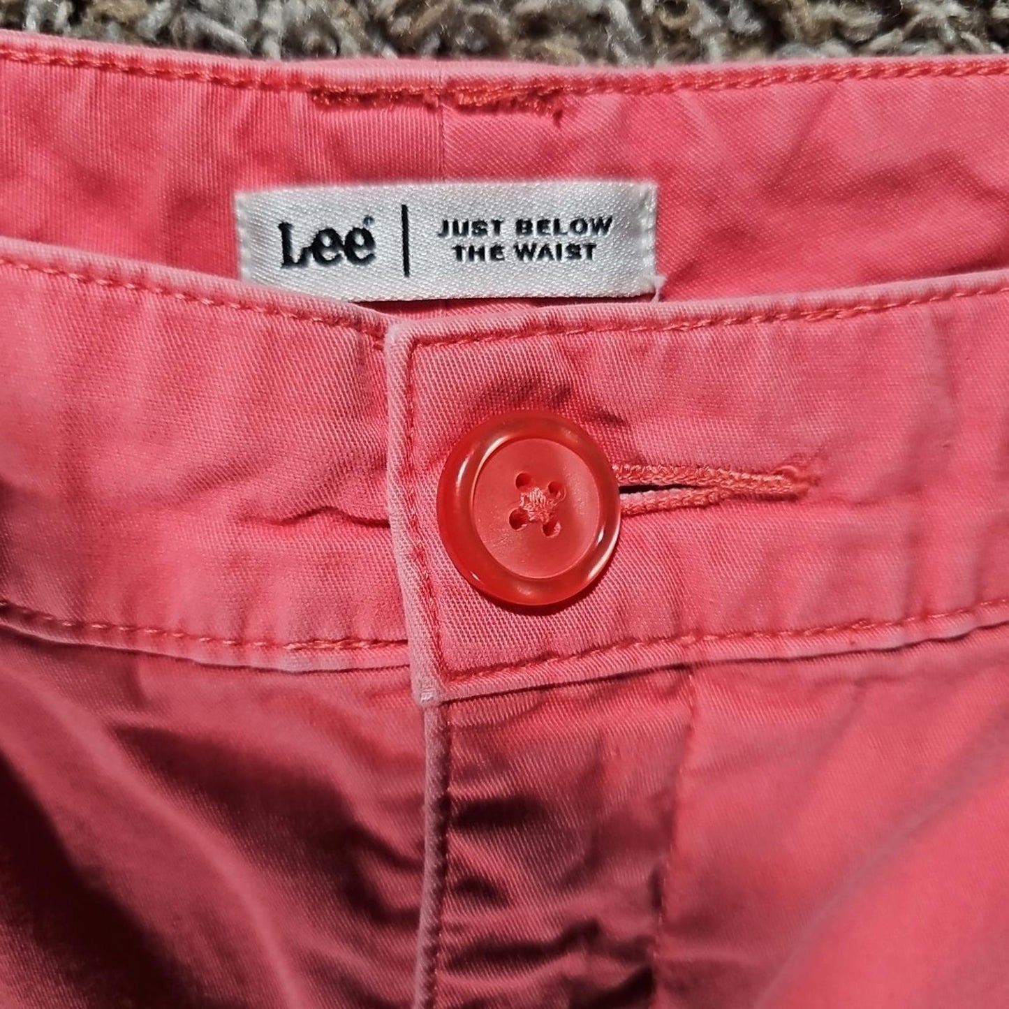 LEE Just Below The Waist Pink Capri Pants