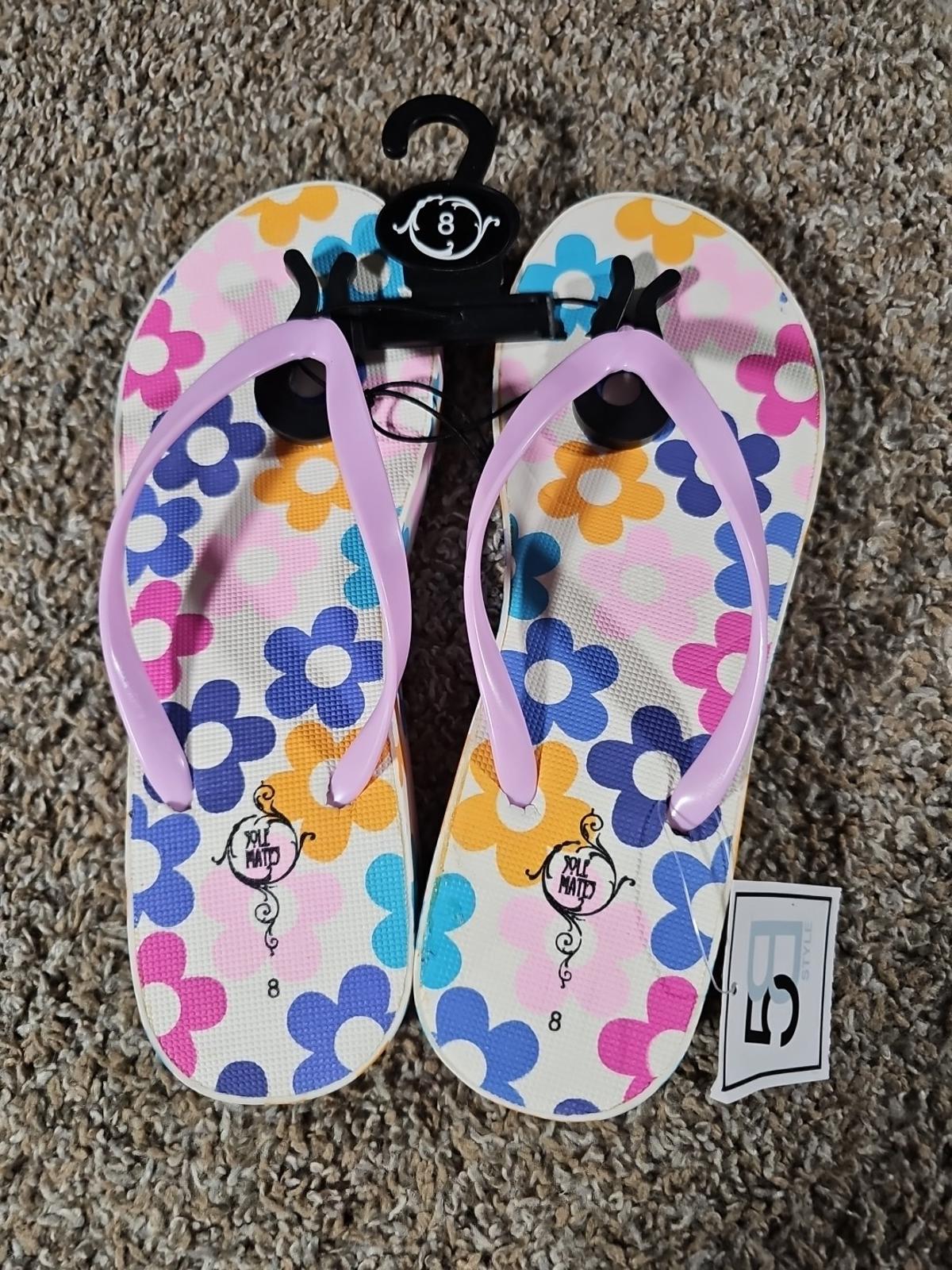 Sole Mates Eva Floral Sz 8 Flip Flop NWT