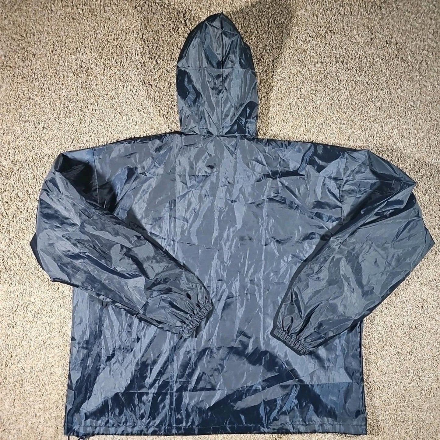Defenders Of Wildlife 1/4 Zip Wolf Hooded Raincoat OSFA