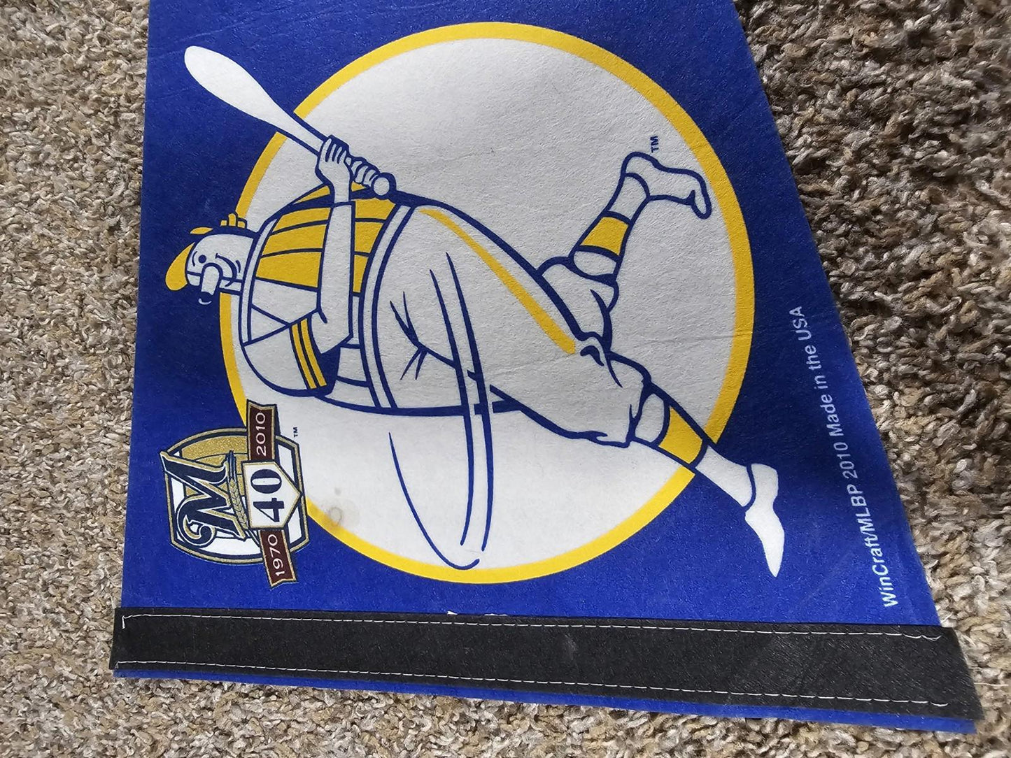 2010 Blue Milwaukee Brewers Barrelman Pennant Sentry - creases