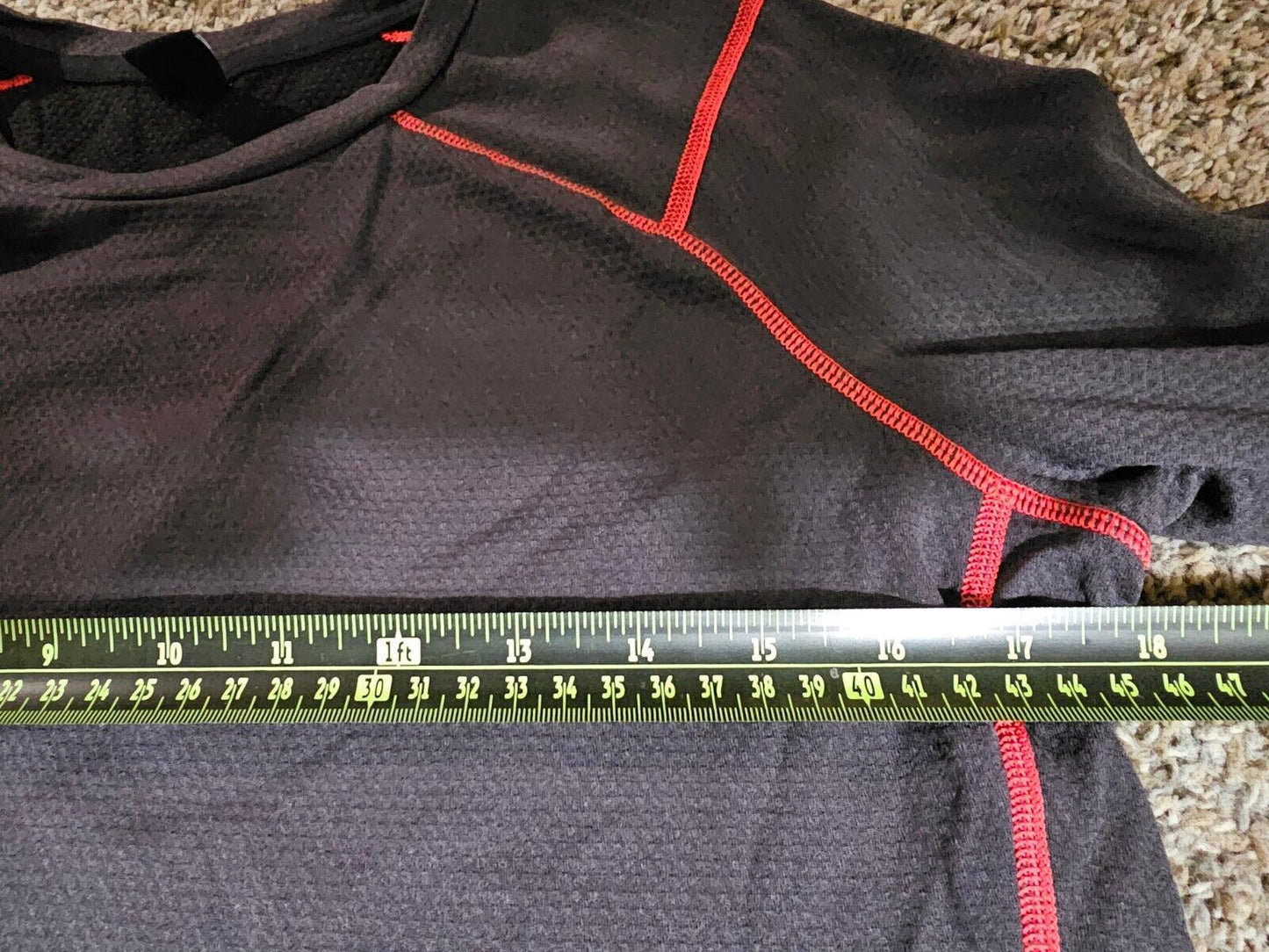 Helly Hansen Base Layer Long Sleeve Moisture Wicking Shirt S