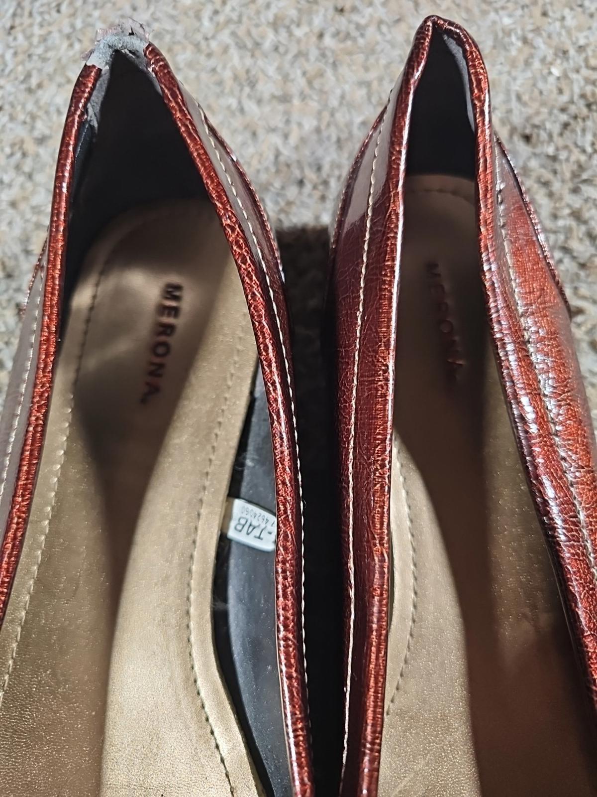 Merona womens loafers Sz 11