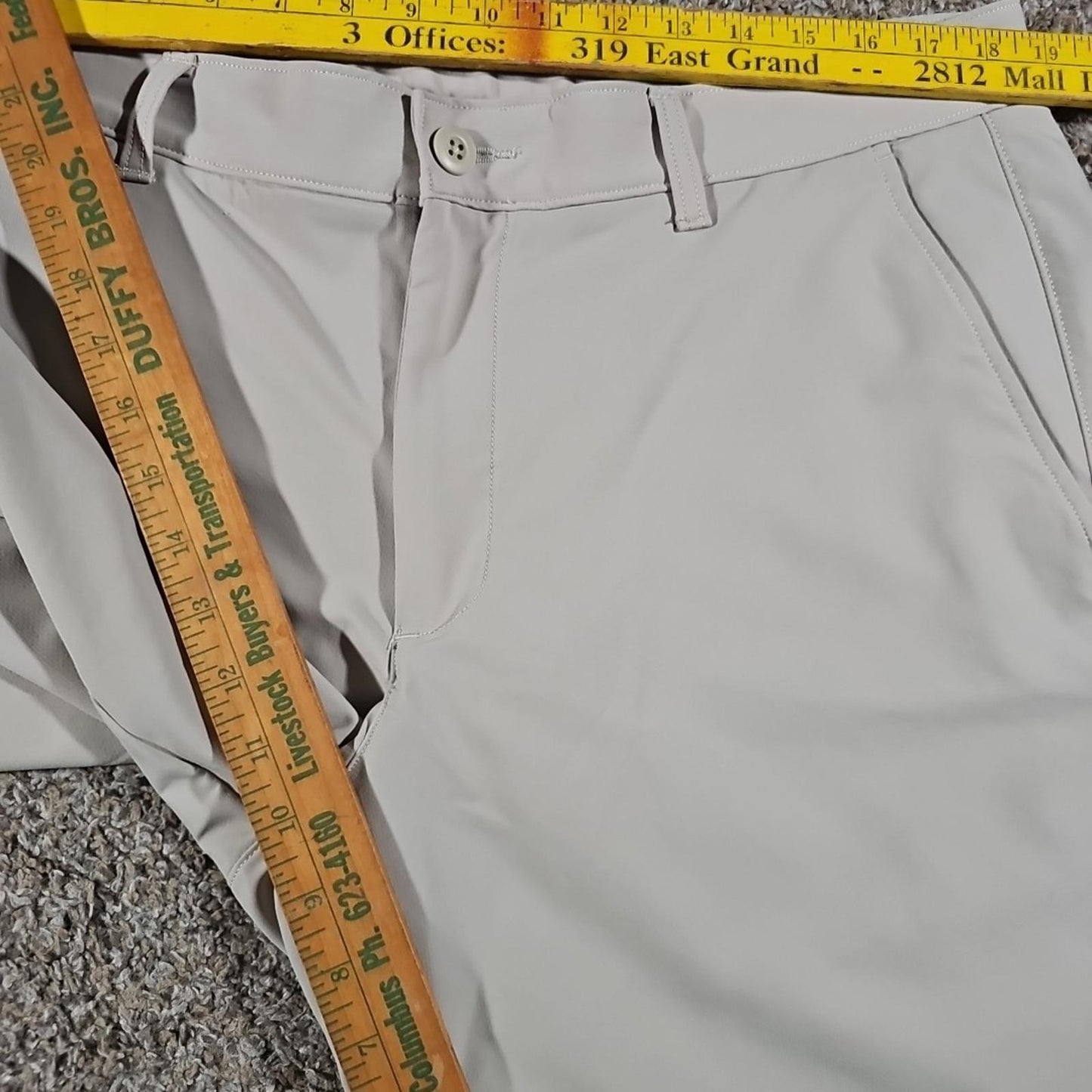 Under Armour Men's Tan/Khaki Shorts 38 Golf Chino Shorts UA
