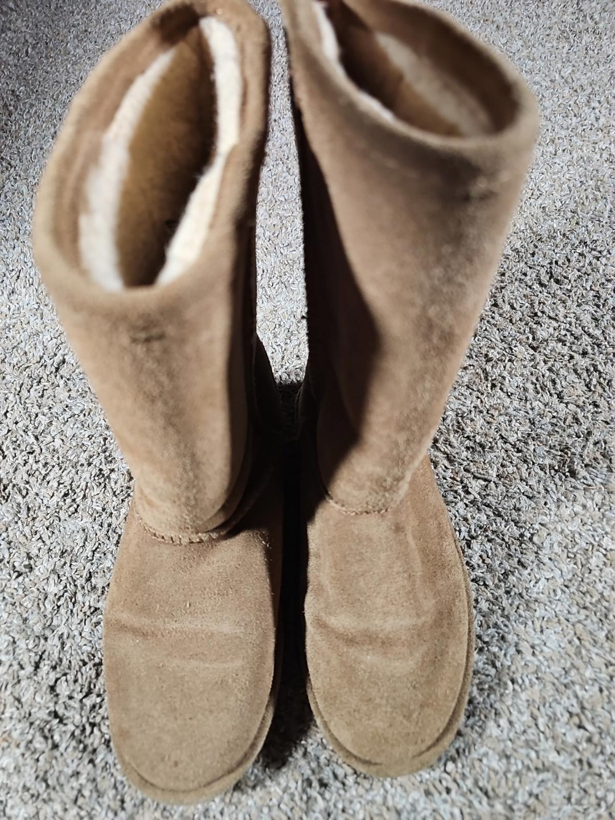 BearPaw Emma Tall Youth US4 UK3 Brown Suede Sheepskin Boots