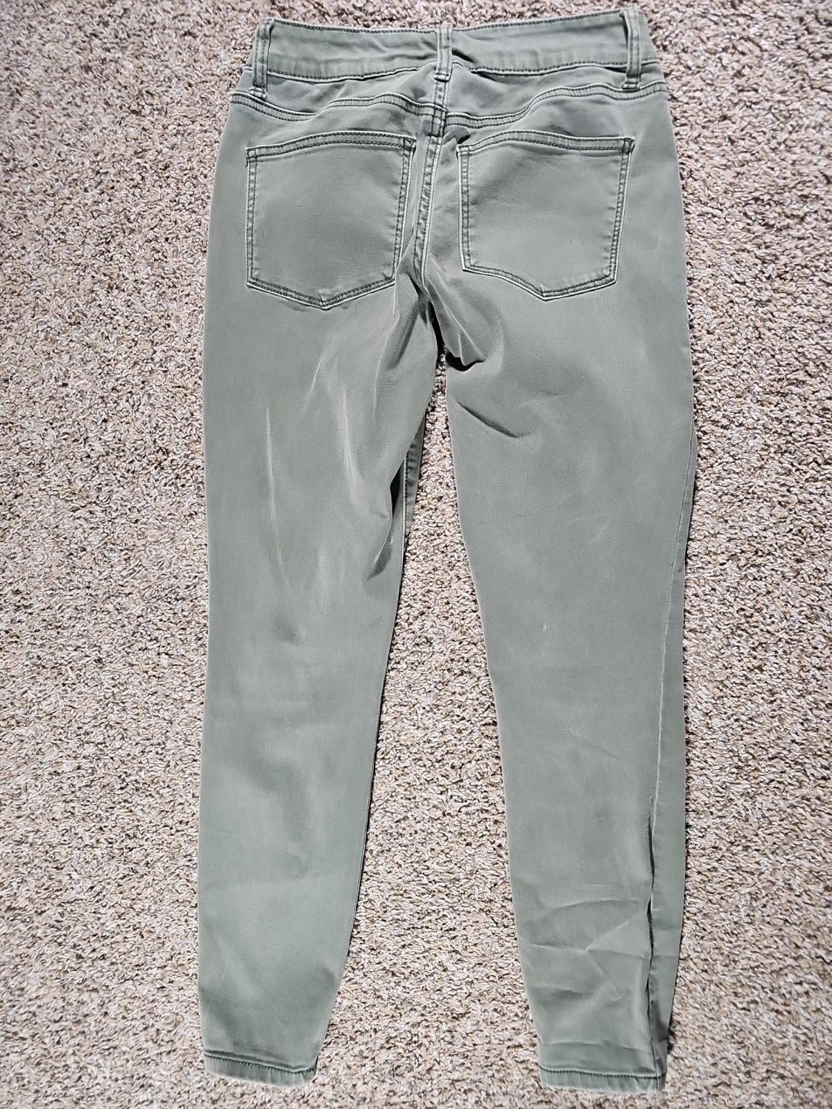 Maurices XS/S Green Stretch Jeans