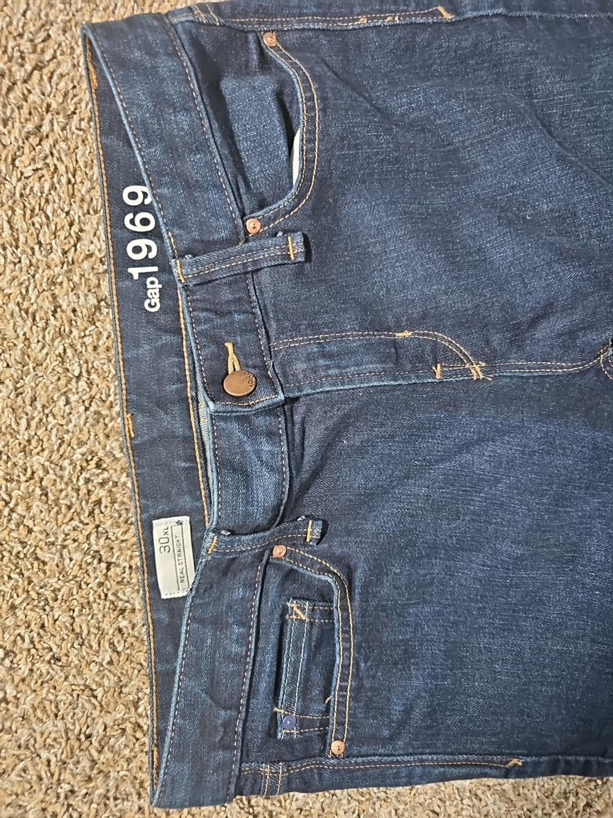 GAP 1969 30XL Real Straight Jeans 32x34