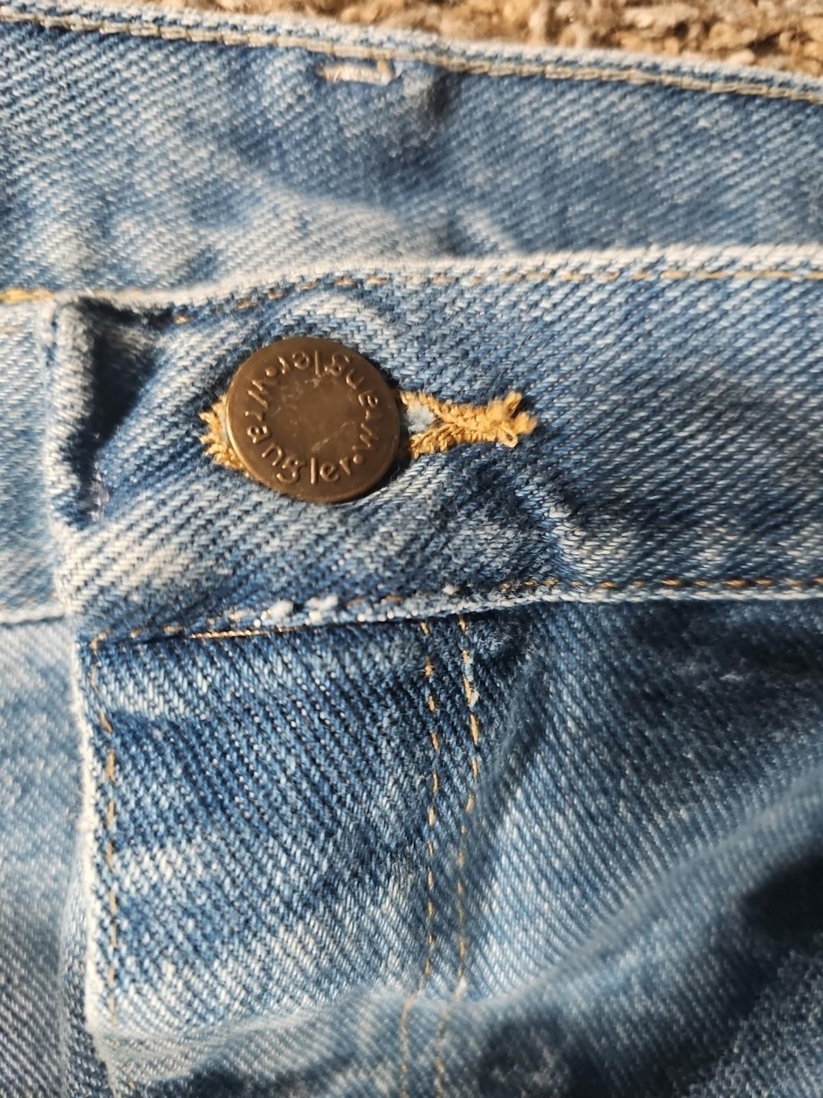 Wrangler Rugged Wear 52x30 Blue Jeans