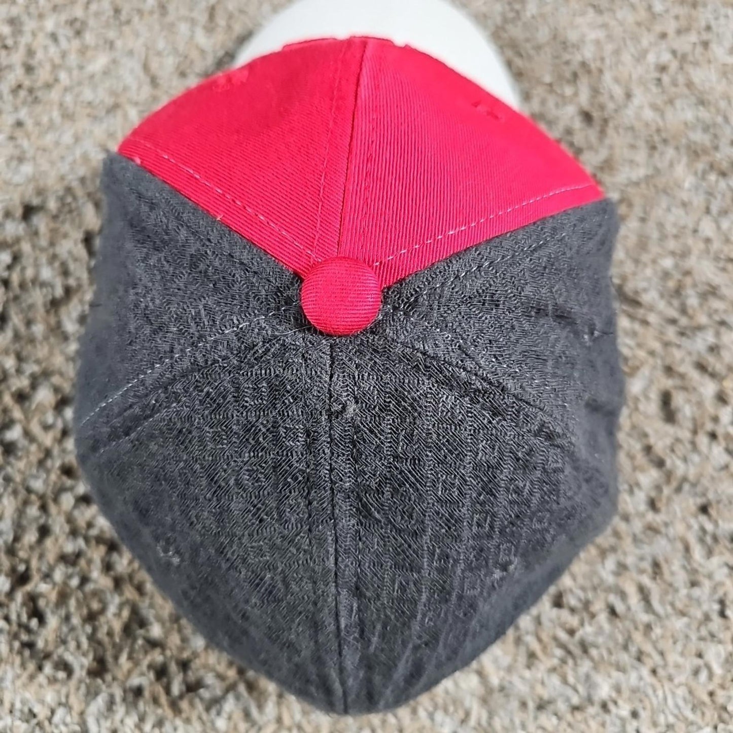 NCAA By Signatures Wisconsin Badgers Quilted Strapback Hat