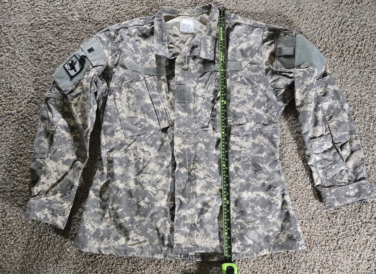 Army Digital Camo ACU L Long Wyoming National Guard Patch