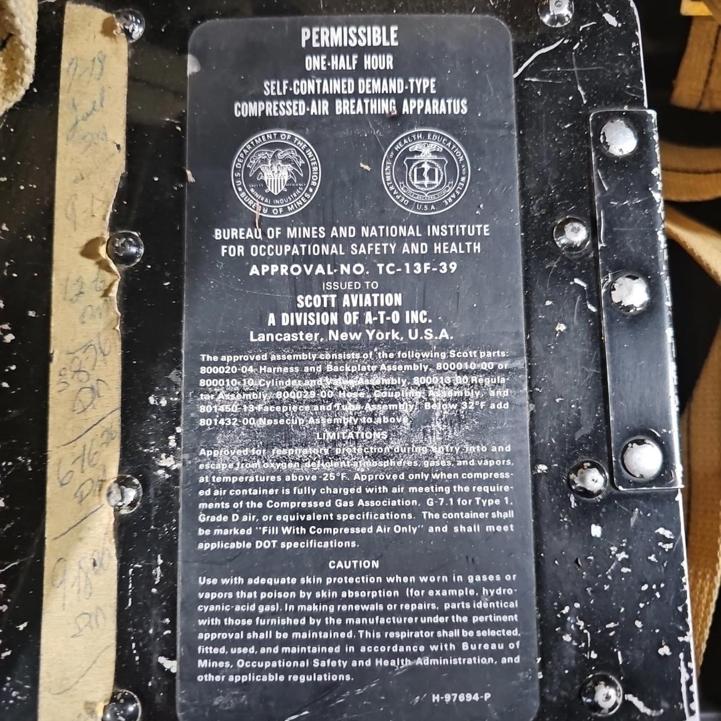 scott air pak II Pressur Pak II USA MADE Holds Air DECOMMISSIONED FIRE GEAR