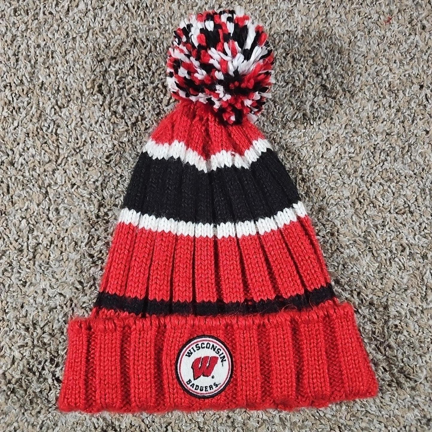 Wisconsin Badgers Columbia Winter Beanie Pom Hat
