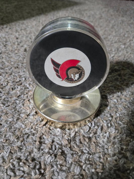 Ottawa Senators Vintage Logo NHL Hockey Puck Trench Mfg Display Case