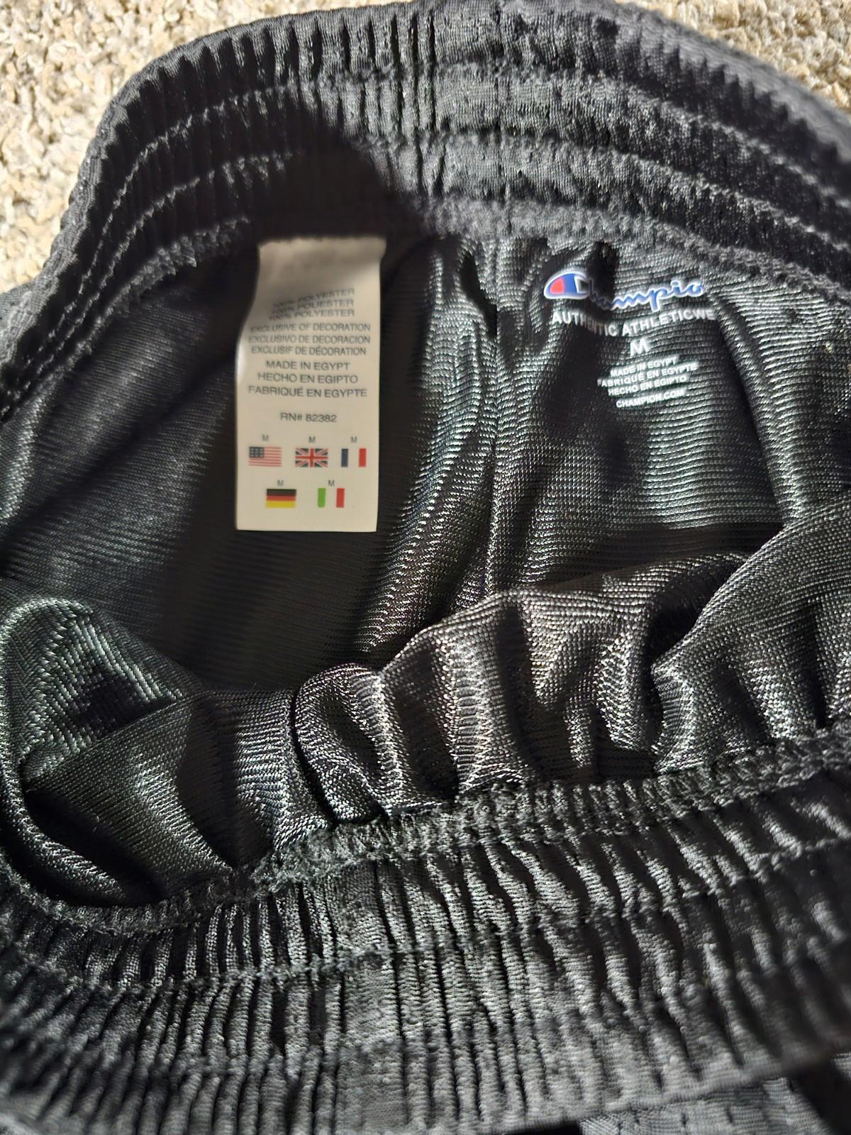 Champion Black Mesh Kids M shorts