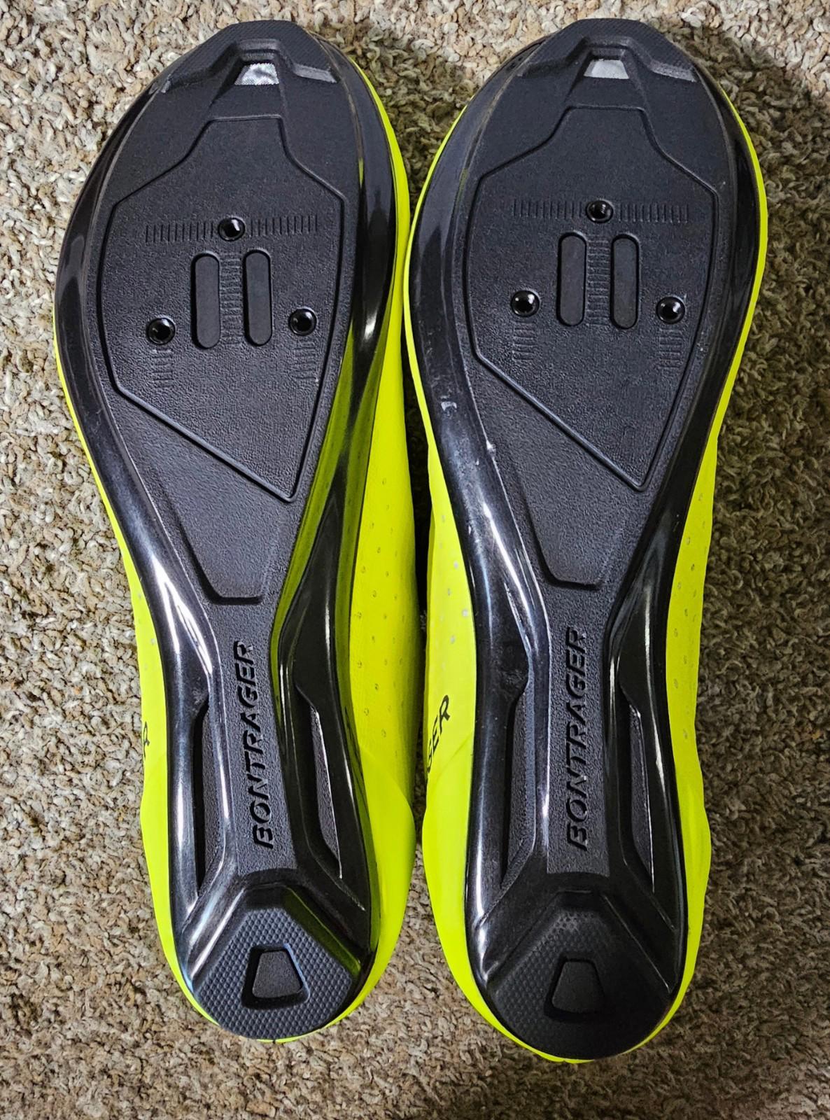 Bontrager Mens Circuit Road Cycling Shoe US14  2 RIGHT SHOES