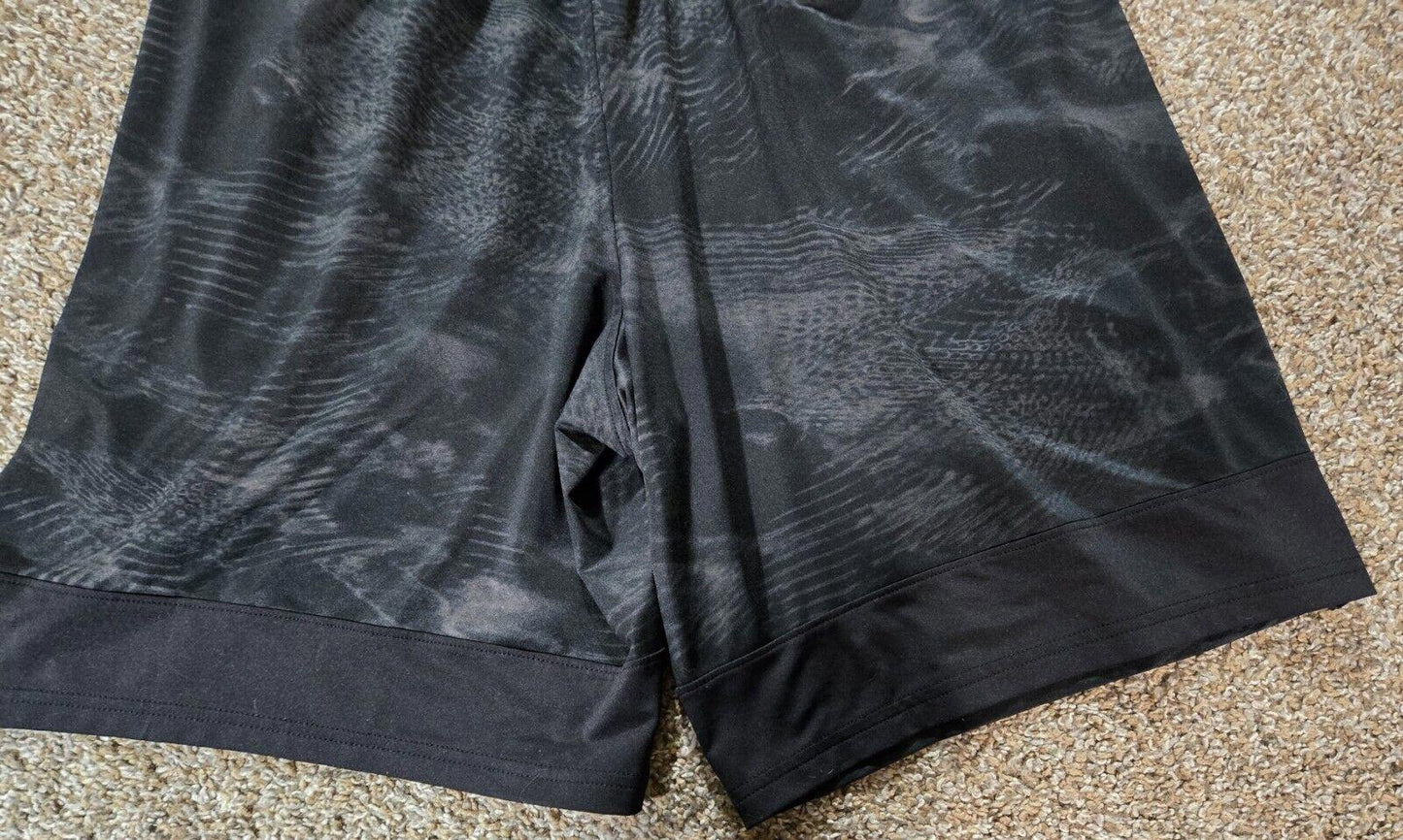Black Gray Under Armour  Heatgear Loose Basketball Shorts L