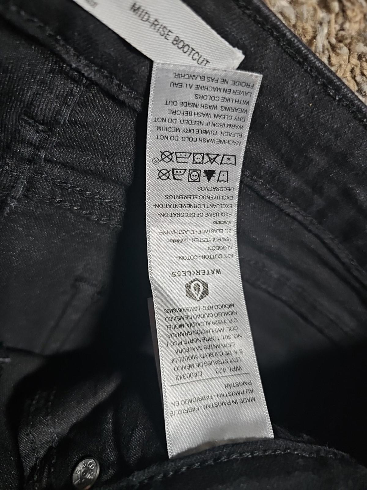 Signature Levi Strauss Midrise Bootcut Jeans 32x29(tag 29x30)