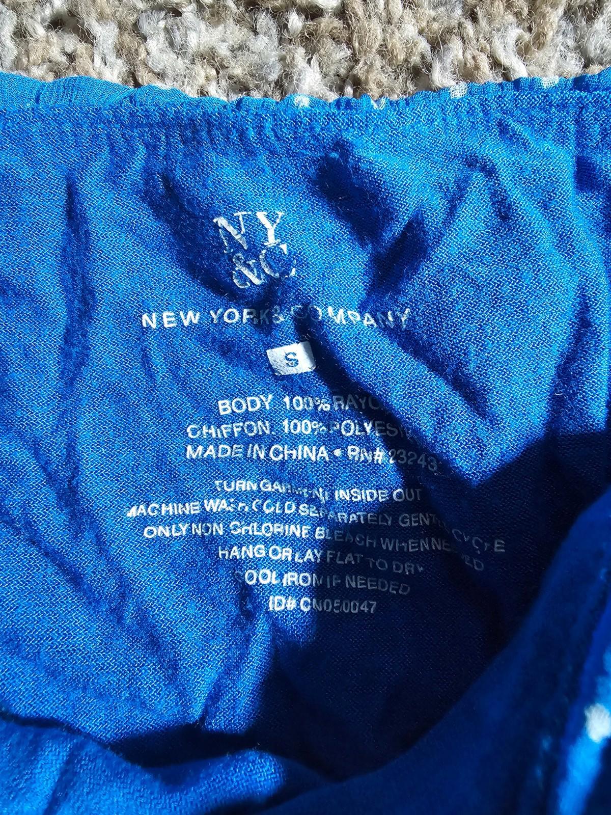 New York & Company Women Top Blouse Top Small Blue Polka Dot